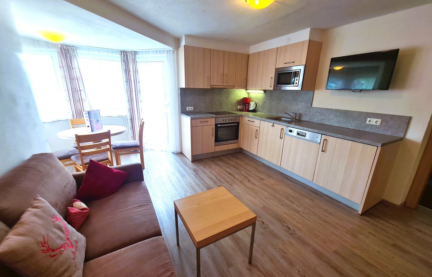 20240525_094350.jpg 20240525_094350.jpg