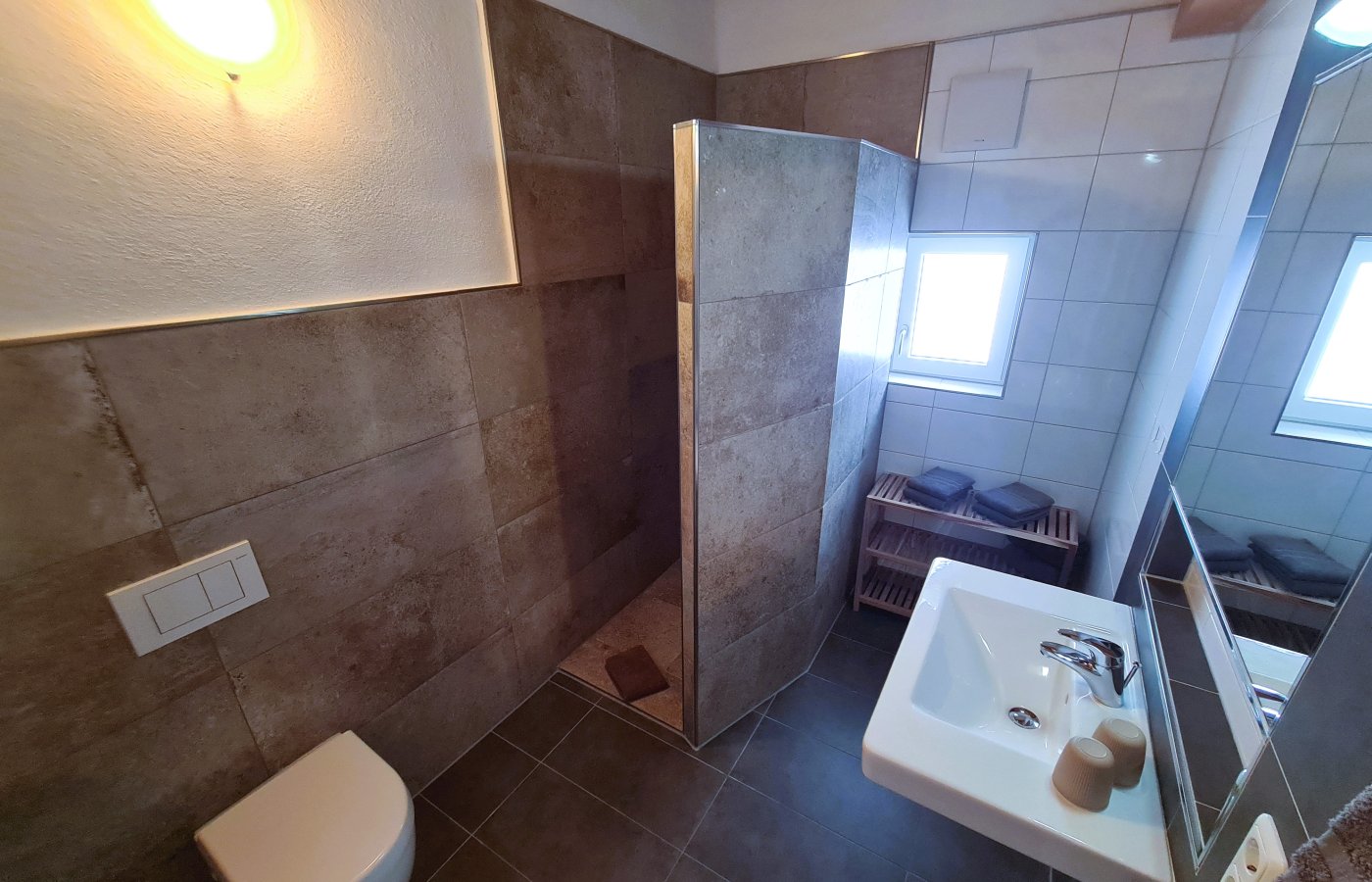 grubigstein_badezimmer_1.jpg grubigstein_badezimmer_1.jpg