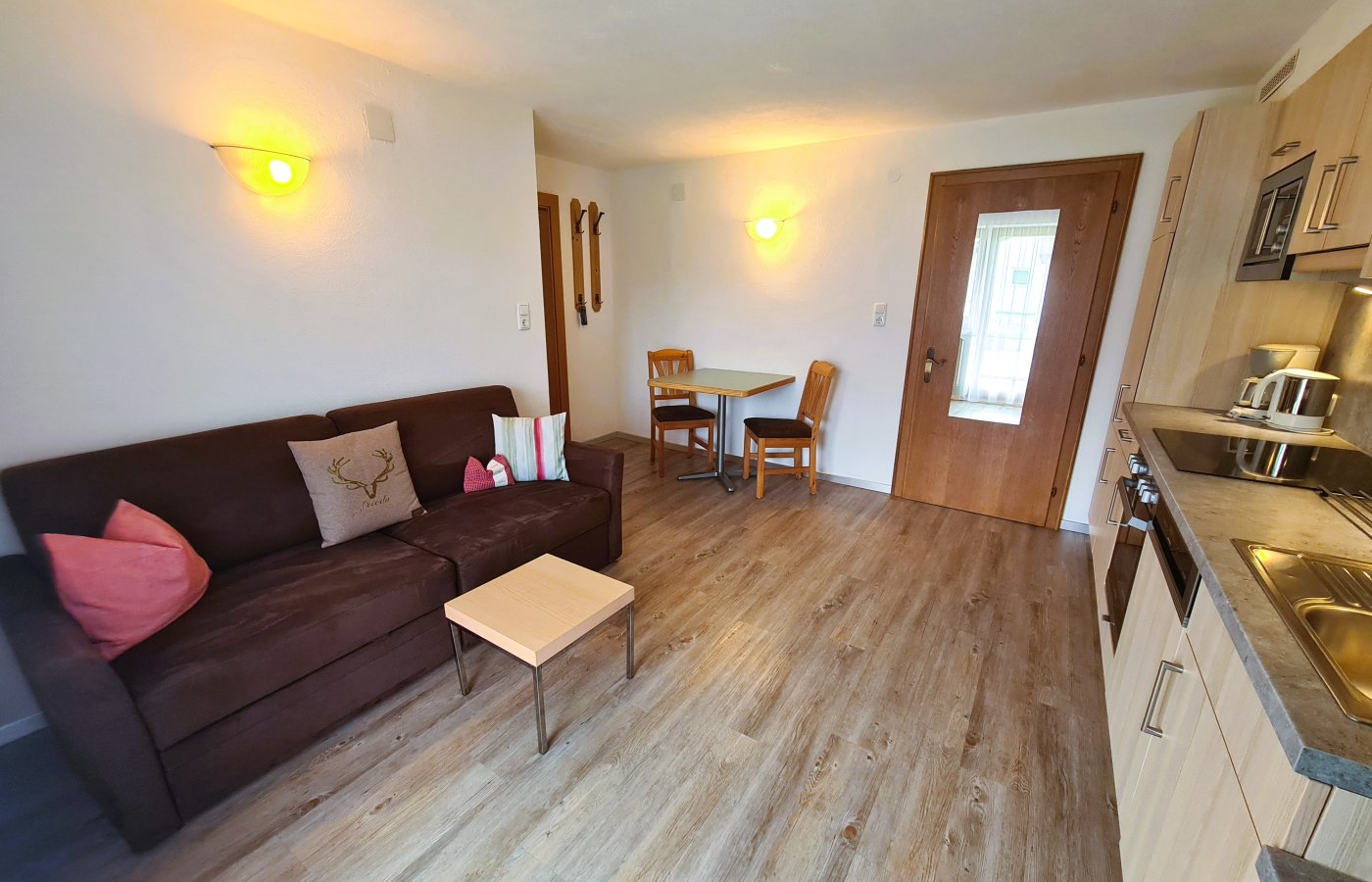 wohnraum_3.jpg wohnraum_3.jpg